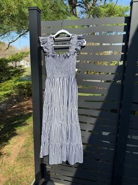 Hill House The Ellie Nap Dress - Navy & White Striped size M
